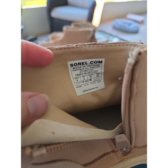 Sorel Kinetic Breakthru Acadia Size 6 Waterproof Sneaker Boot Tawny Buff Womens - Picture 8 of 13